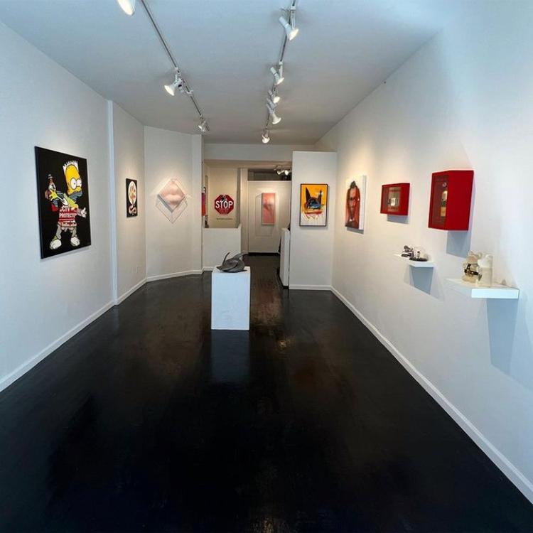 <h3 style="text-align: center;">Krause Gallery</h3>

<p style="text-align: center;">The art gallery with a keen eye for up-and-coming talent, where you can buy NFTs alongside a resin candy heart sculpture that says “NOT DRUNK ENOUGH.”</p>

<p style="text-align: center;"><a class="overlay-link" href="/neighborhood-map#category_id=4&location_id=35">See on Map</a></p>
